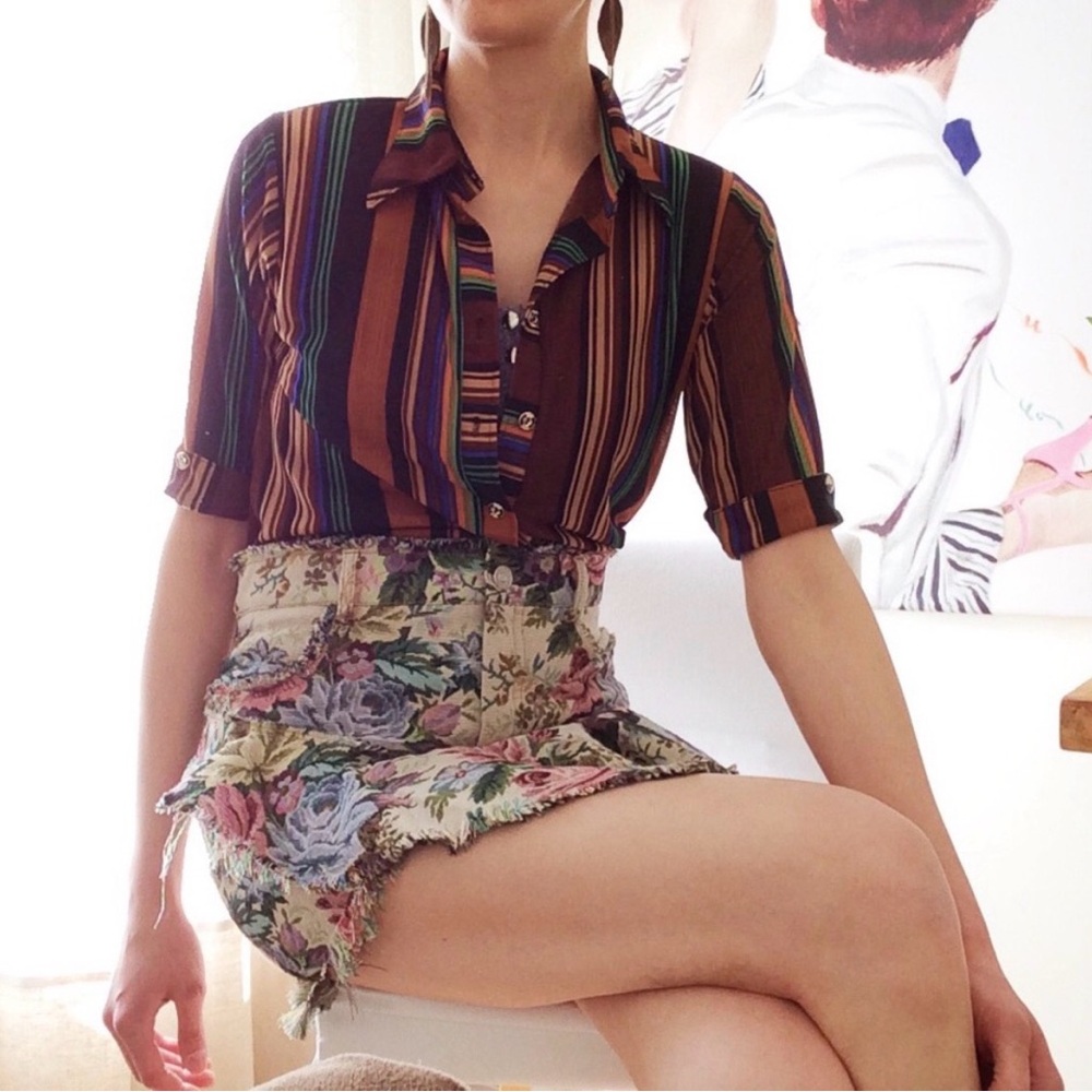 VTG Shirt with Multicolour Stripes